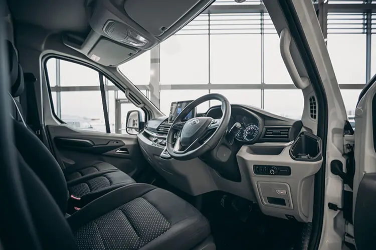 Maxus eDELIVER 9 - Utilitară electrică spațioasă | Maxus Iași